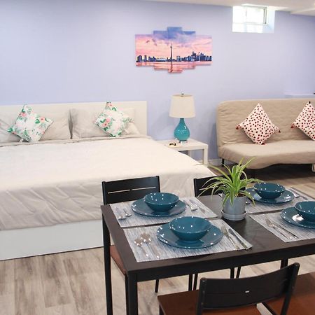 Home Stay Near The Airport Mississauga Luaran gambar